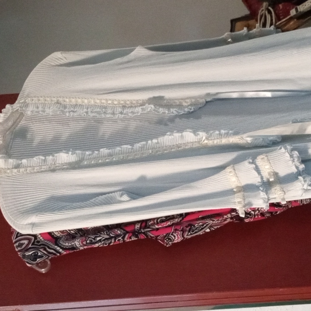Vintage adorable baby blue robe - Picture 6 of 10